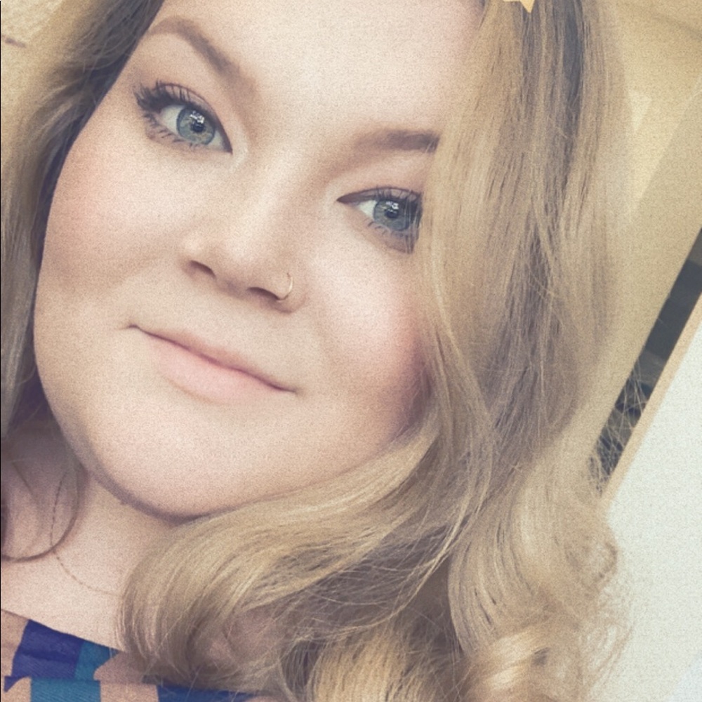 Meet your Posher, Cara